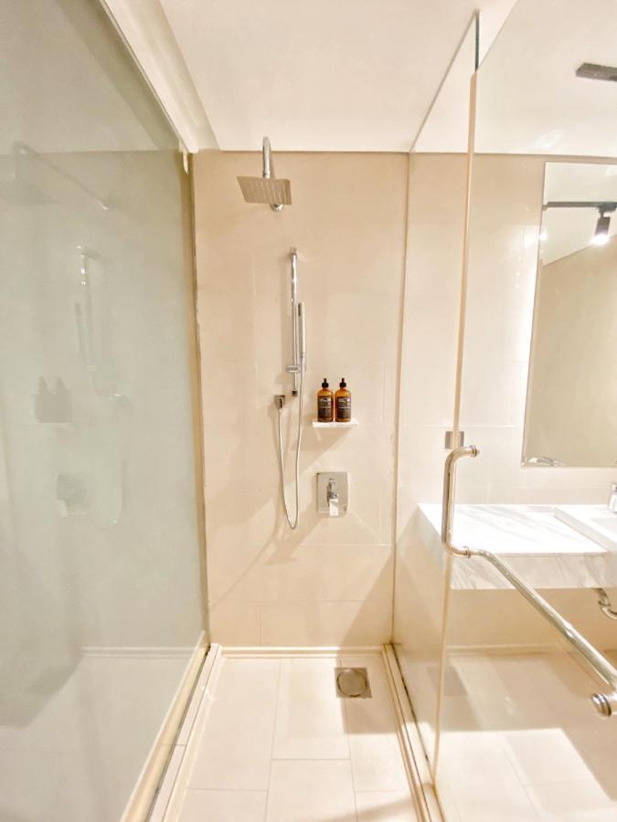 Straits Suite By C Homestay Malacca Exterior photo