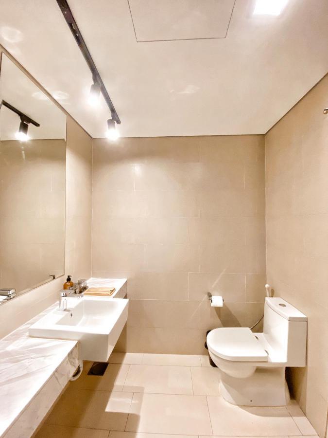 Straits Suite By C Homestay Malacca Exterior photo