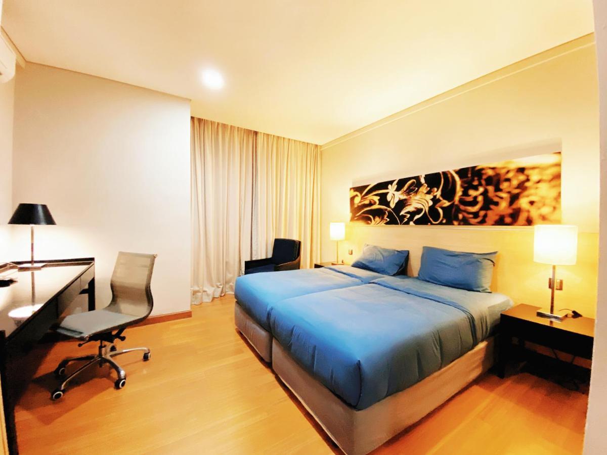 Straits Suite By C Homestay Malacca Exterior photo