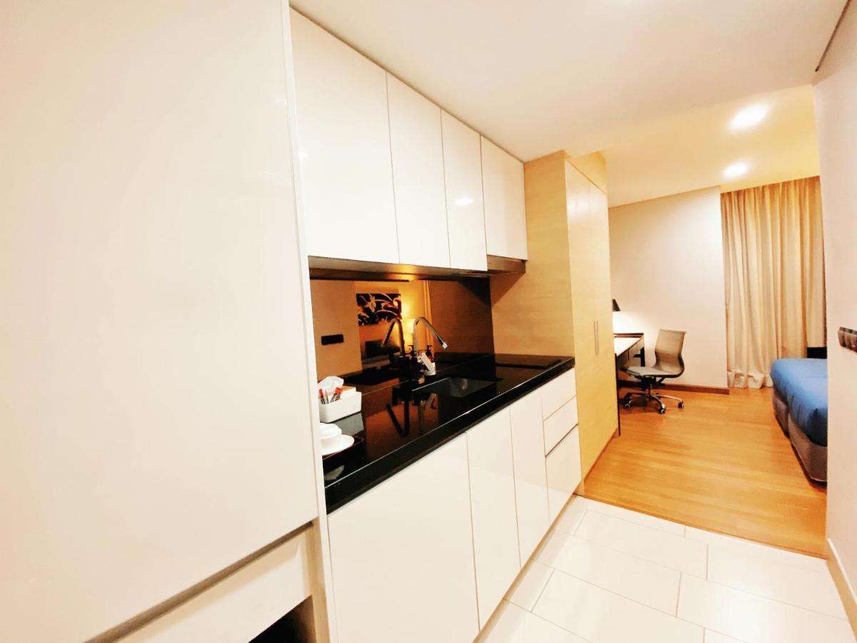 Straits Suite By C Homestay Malacca Exterior photo