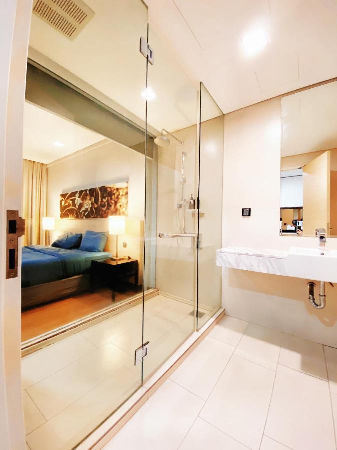Straits Suite By C Homestay Malacca Exterior photo