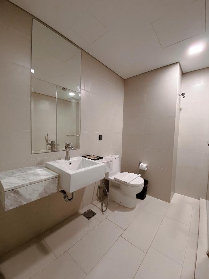 Straits Suite By C Homestay Malacca Exterior photo